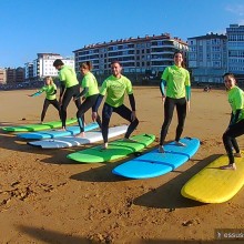 Escuela de Surf Essus en Zarautz