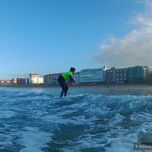 Escuela de Surf Essus en Zarautz