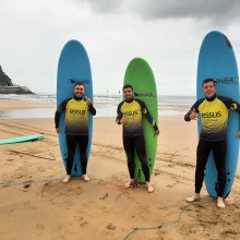 Escuela de Surf Essus en Zarautz