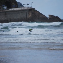 Escuela de Surf Essus en Zarautz