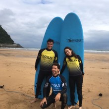 Escuela de Surf Essus en Zarautz