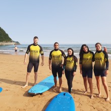 Escuela de Surf Essus en Zarautz