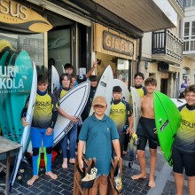 Escuela de Surf Essus en Zarautz