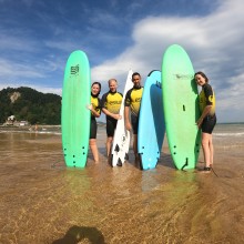 Escuela de Surf Essus en Zarautz