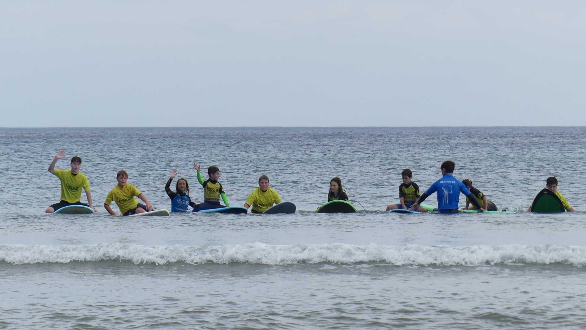 Escuela de surf en Zarautz, Essus Surf Eskola