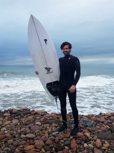 Tabla de surf a medida en la Escuela de Surf Essus - Zarautz