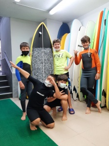 Tabla de surf a medida en la Escuela de Surf Essus - Zarautz