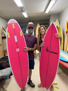 Tabla de surf a medida en la Escuela de Surf Essus - Zarautz