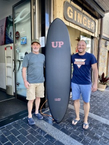 Tabla de surf a medida en la Escuela de Surf Essus - Zarautz