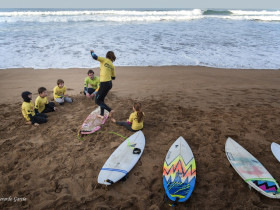 clases-de-surf-invernales-zarautz_8173jw_GG