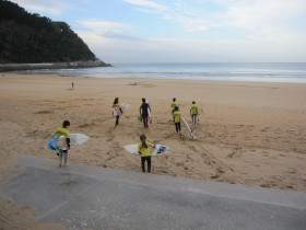 clases-de-surf-invernales-zarautz_IMG_9023