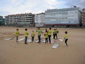 clases-de-surf-invernales-zarautz_IMG_9029