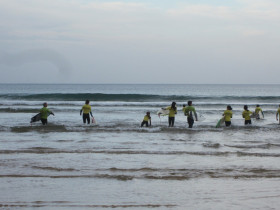 clases-de-surf-invernales-zarautz_IMG_9036