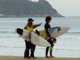 clases-de-surf-invernales-zarautz_P1140018