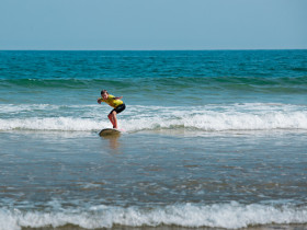 essus-surf-eskola-zarautz-dani