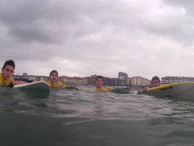 surf-school-zarautz-essus-2014_0606_012154_002-retocada