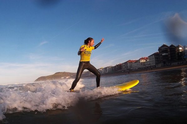 essus-surf-eskola-puente-diciembre-2015-aprende-a-surfear