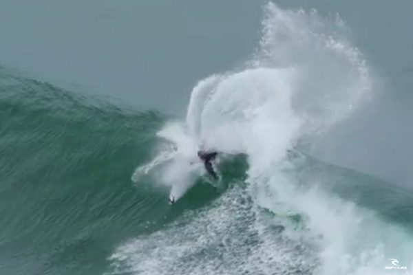 mick-fanning-portugal-2015-solo-session