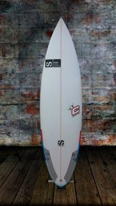 tabla-surf-a-medida-essus-surf-zarautz