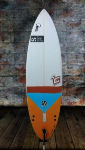 tabla-de-surf-a-medida-essus-surf-eskola-zarautz-2016-02-25-01-ned-kelly-round-pin