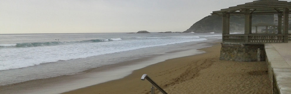 Playa de Zarautz - Essus Surf Eskola Zarautz